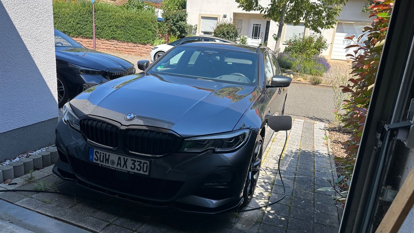 BMW 330e Touring M Sport HUD / Stop &amp; Go Temp. 