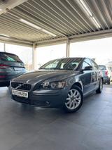 Volvo S40 Lim. 2.4 Momentum *Klima*Shzg.*AHK*PDC`s* - Volvo S40 Benziner Gebrauchtwagen