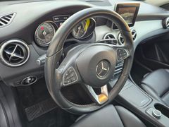 MERCEDES-BENZ GLA 200 1,6 Benzin Navi Automatik 80Tkm TÜV01/28