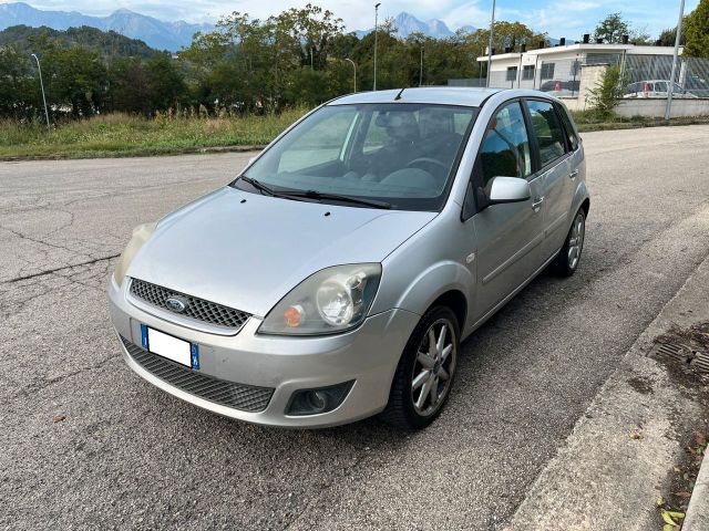 Ford FORD Fiesta 1.4TDCi 5P Ghia 50Kw - 2007