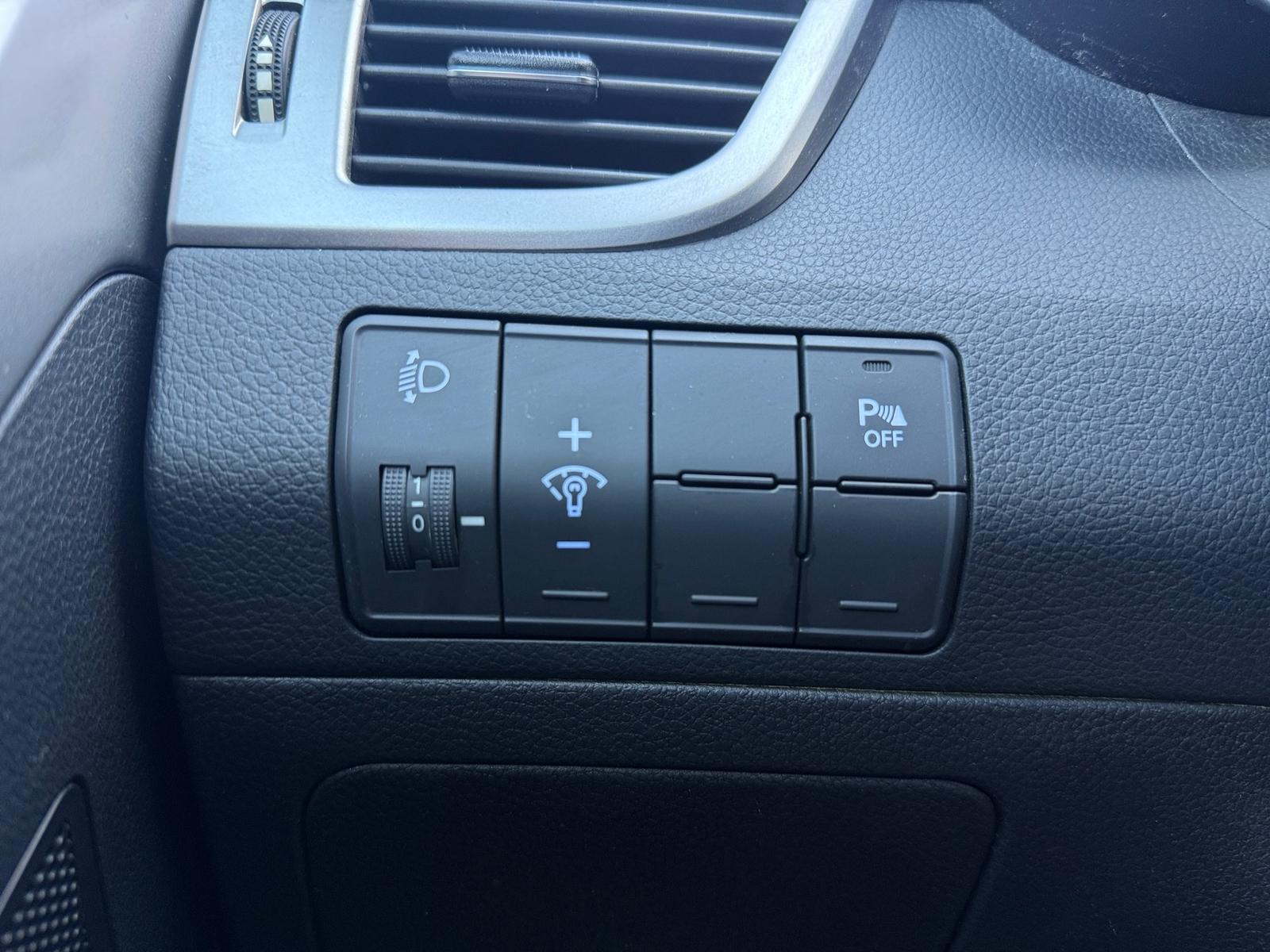 Hyundai i30 1.4 Classic PDC Bluetooth Klima USB AUX