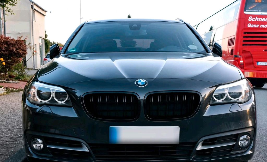 Image of BMW 520