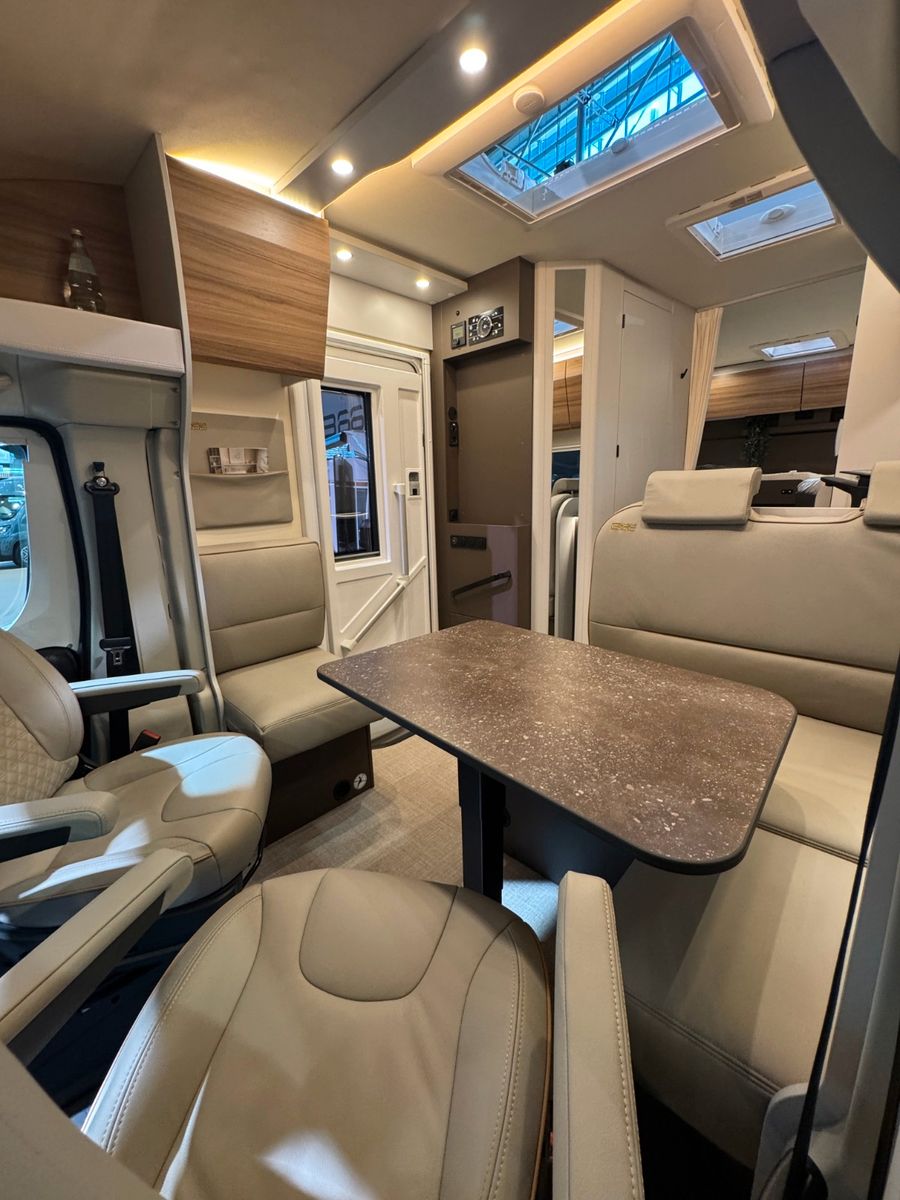 Fahrzeugabbildung Bürstner B66 TD 690-SONDERMODELL-AUTOMATIK!