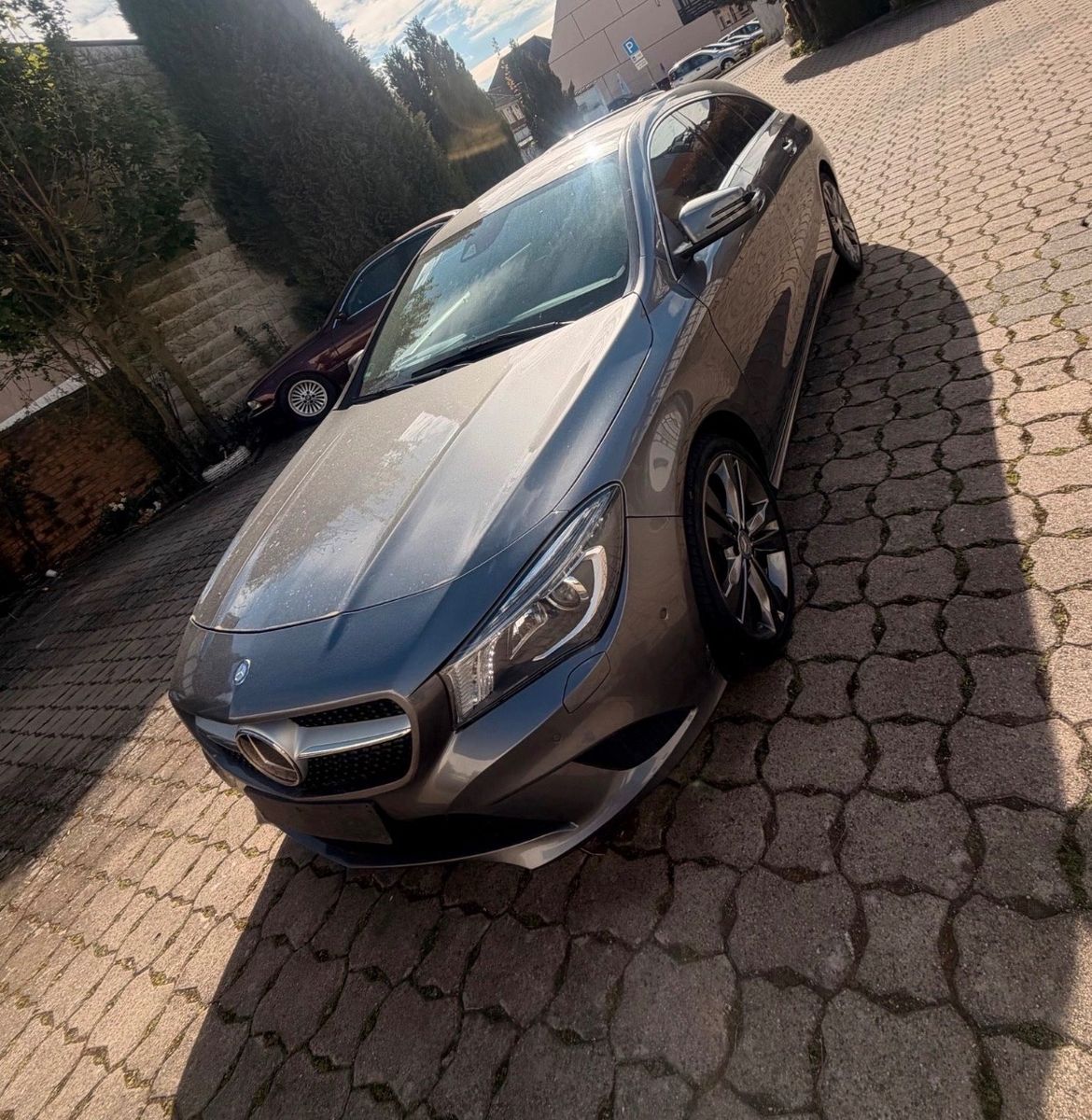 MERCEDES-BENZ CLA 200 CDI // LED // Rückfahrkamera // TÜV