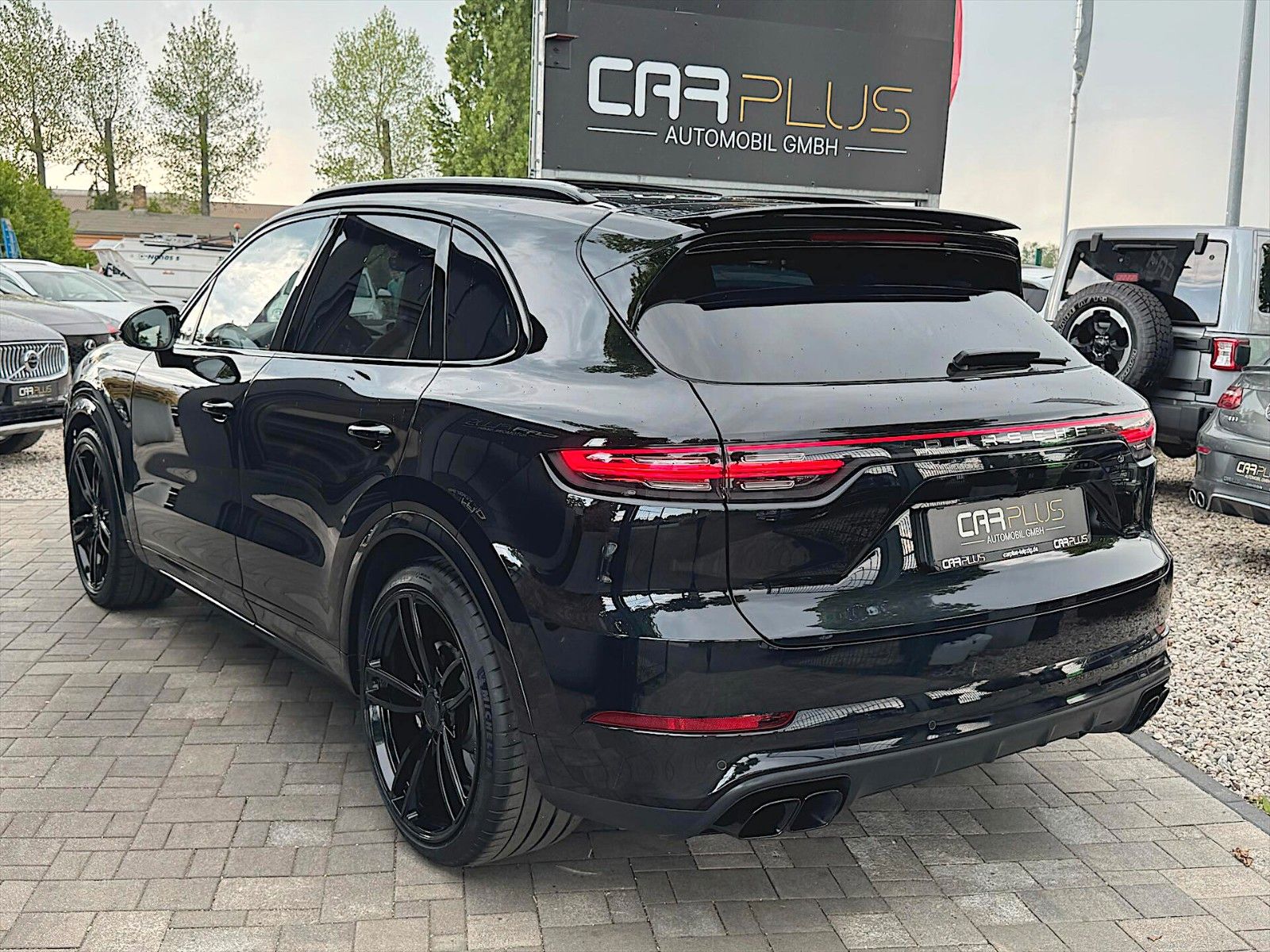 Fahrzeugabbildung Porsche Cayenne Turbo Black Edition *Matrix*ACC*TECHART*