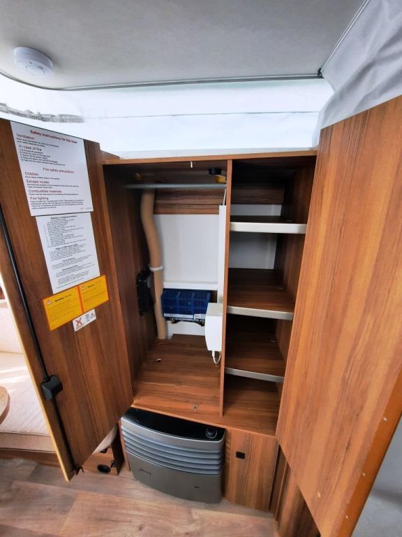 Fahrzeugabbildung HYMER / ERIBA / HYMERCAR Touring 530 Verfüg./Sparen Sie 9.255,- €