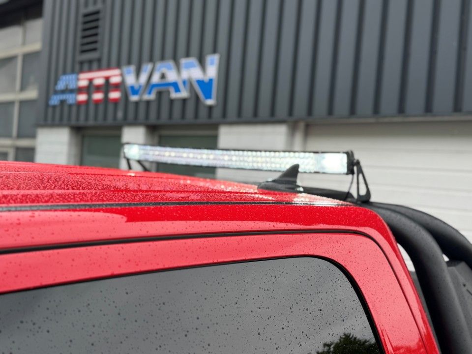 Fahrzeugabbildung Dodge RAM 5.7 Fahrwerk 2,11m hoch 22" Schiebed. Leder
