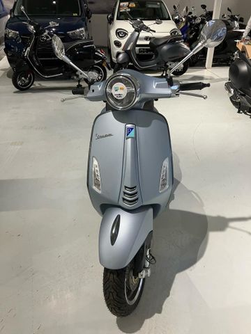 Vespa Primavera S 125 ABS MIA Schloss NUR 51 KM