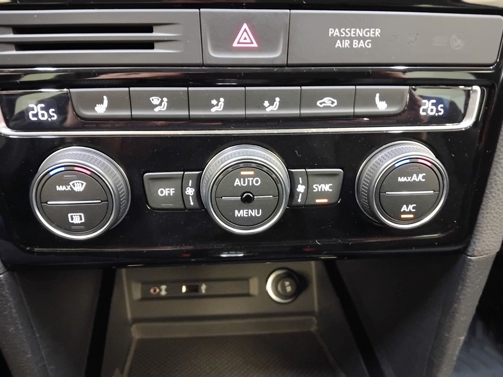 Vw Golf Sportsvan (06/2026, Benzin)