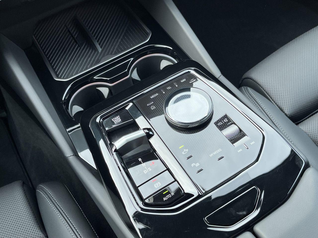 BMW 520d Touring M Sport AHK,STHZ,360°,H/K,HUD,ST
