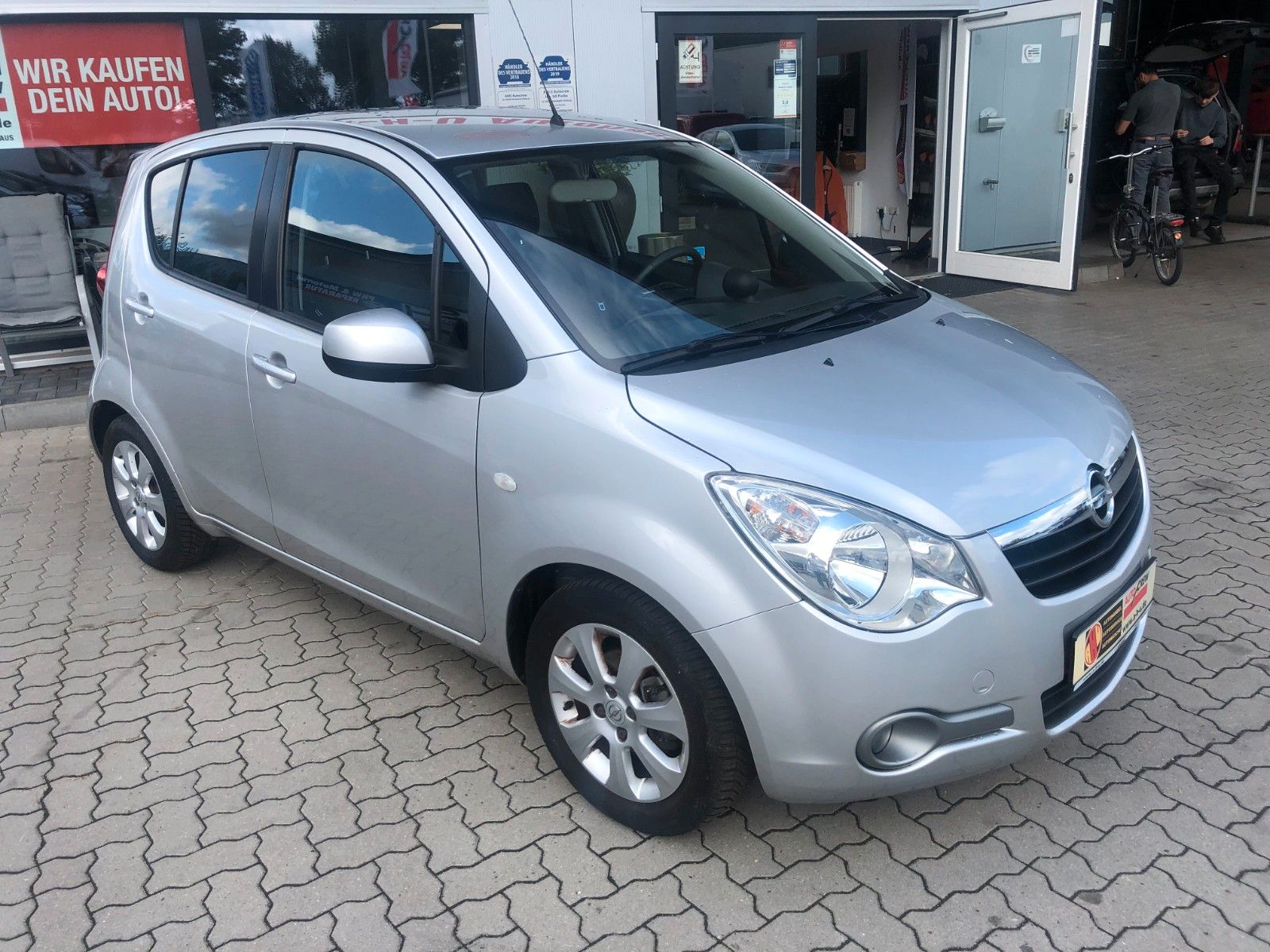 Fahrzeugabbildung Opel Agila B Edition