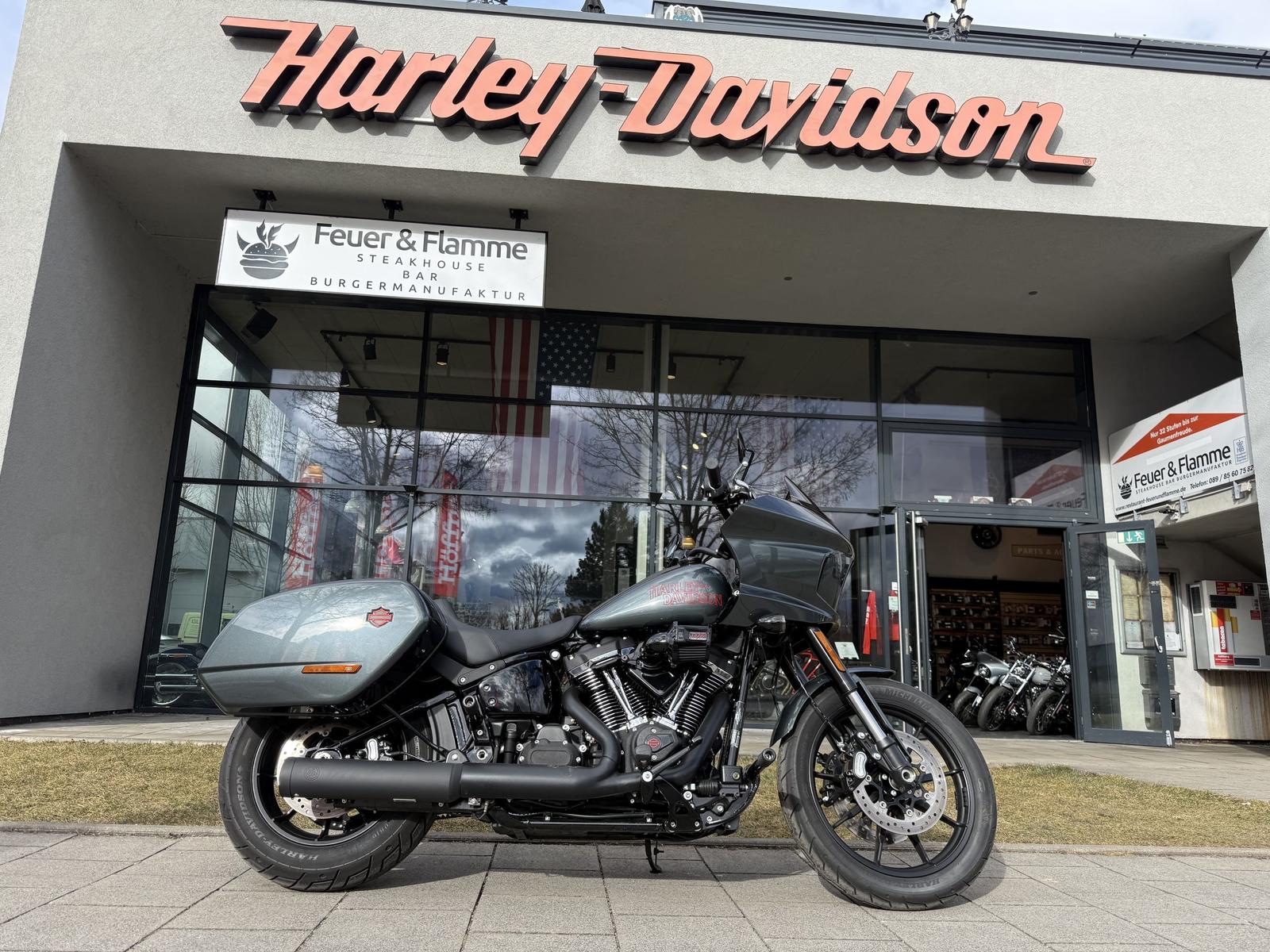 Harley-Davidson FXLRST Low Rider ST 117 + Kesstech