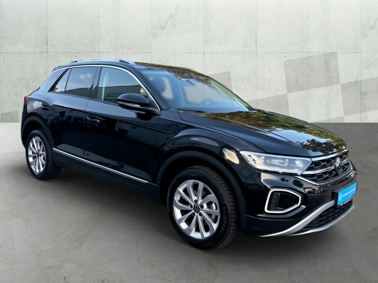 Volkswagen T-Roc 1.5 TSI DSG STYLE AHK VIRTUAL LED ACC foto 4