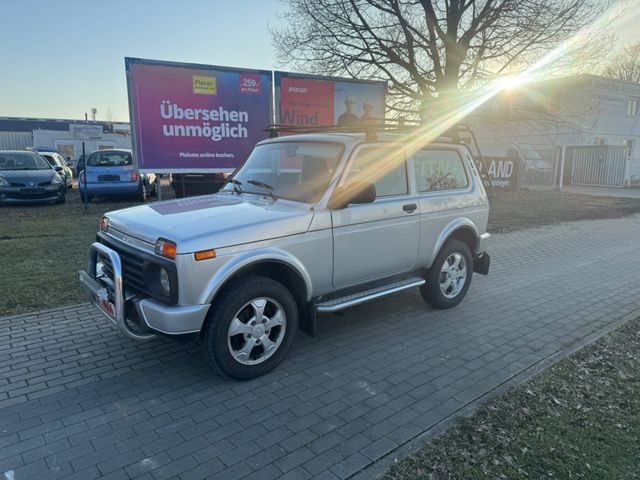 Lada Urban 4x4