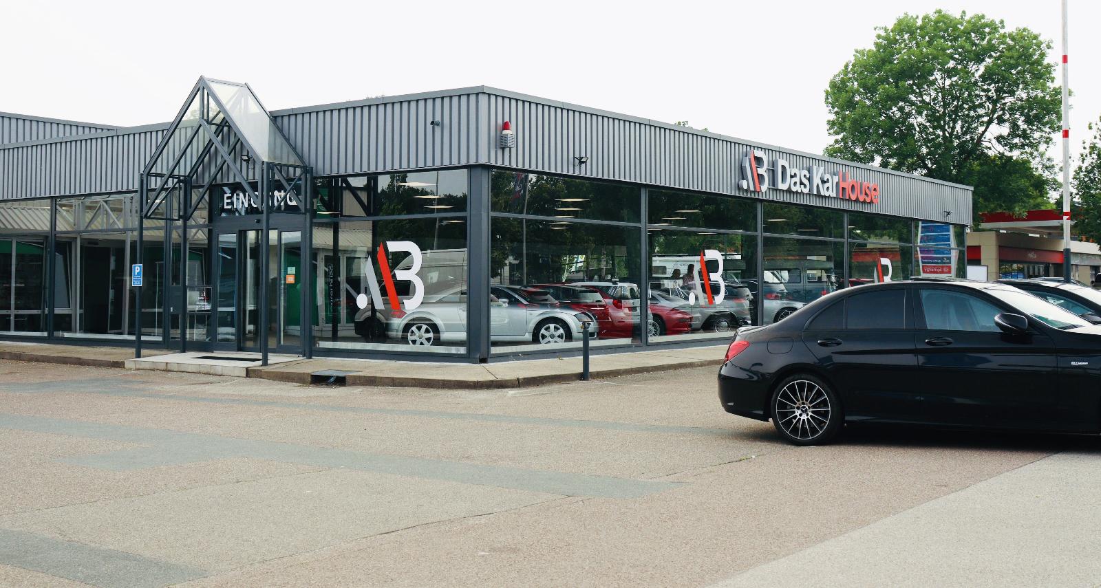 showroom-image-main