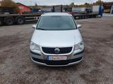 Volkswagen Touran 1.9 TDI Trendline/7Sitzer/6Gang - Volkswagen Touran mit Diesel-Antrieb: Kleinbus, 1.9