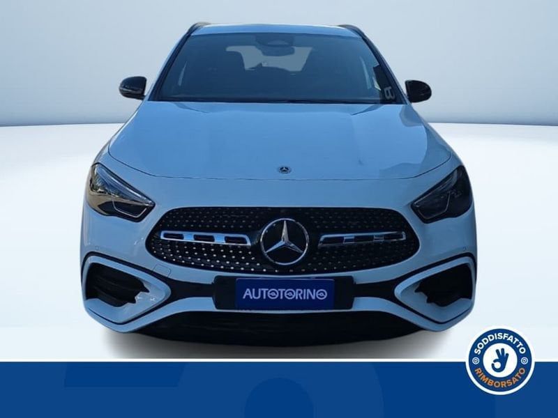 Mercedes-Benz GLA 200d Automatic imagem 3