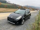 Renault Clio 1.5 Diesel PANO NAVI SITZHEIZ... - Renault Clio aus 2011 mit Diesel-Antrieb