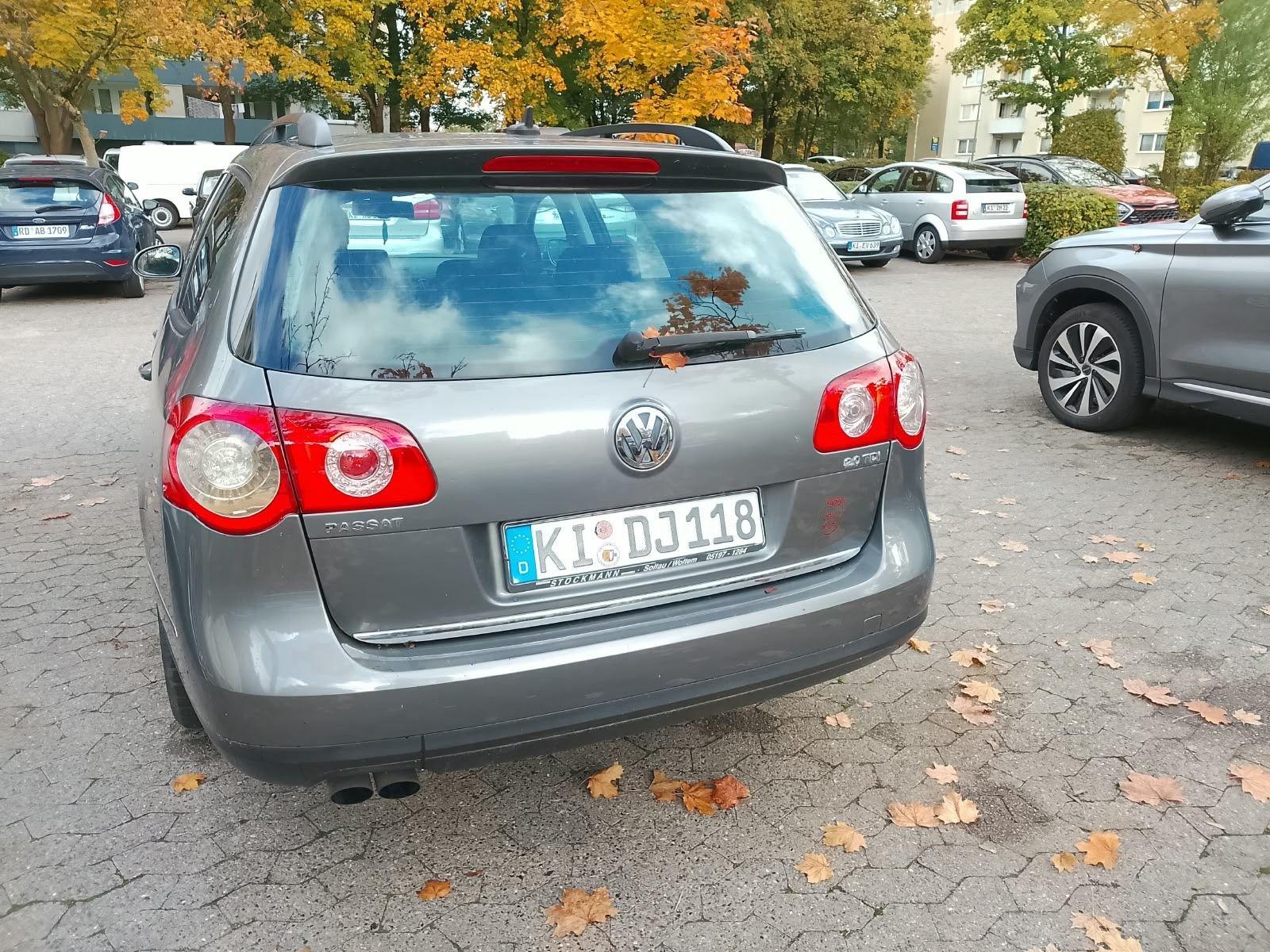 Volkswagen  2007 — interior