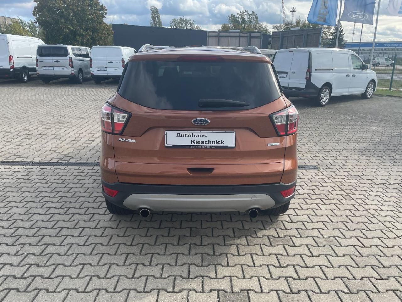 Fahrzeugabbildung Ford Kuga Winterpaket, Navi, Klimaautom.