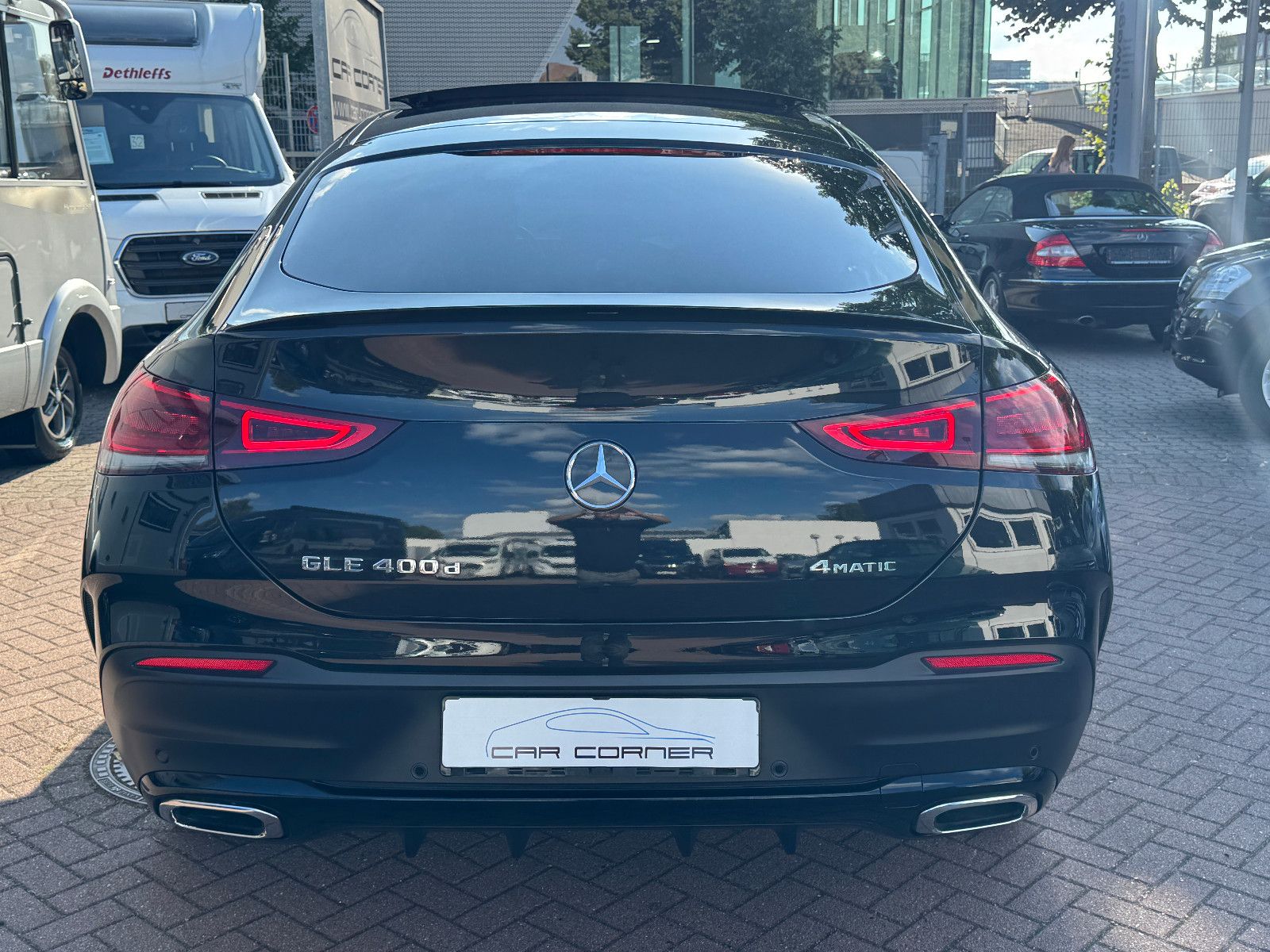 Fahrzeugabbildung Mercedes-Benz GLE 400 d Coupe AMG LINE PANO AIRMATIC 21 ZOLL