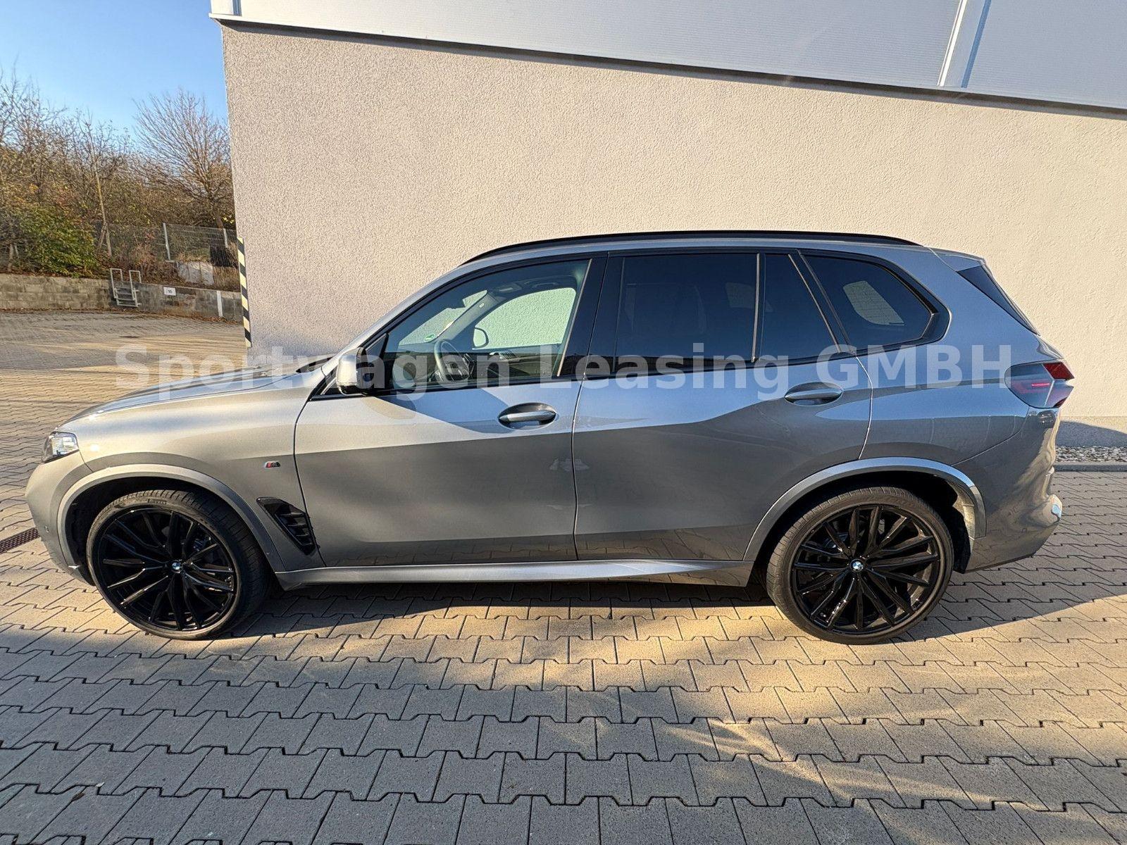 BMW X5 xDrive30d M Sport/Pano/ICONIC/LUFTF/Soft Clos