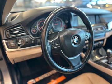 MYAUTOCENTER – Gebraucht- und Jahreswagen mit Werkstattservice in Pfaffenhofen BMW 520 d *BiXenon*Leder Dakota*Navi*PDC