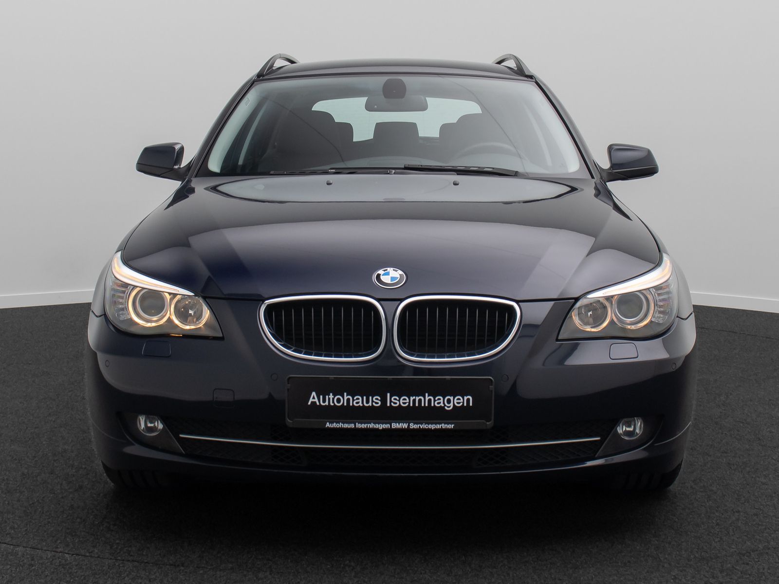 Fahrzeugabbildung BMW 520d Special Edition PDC NaviPro Memory Tempomat