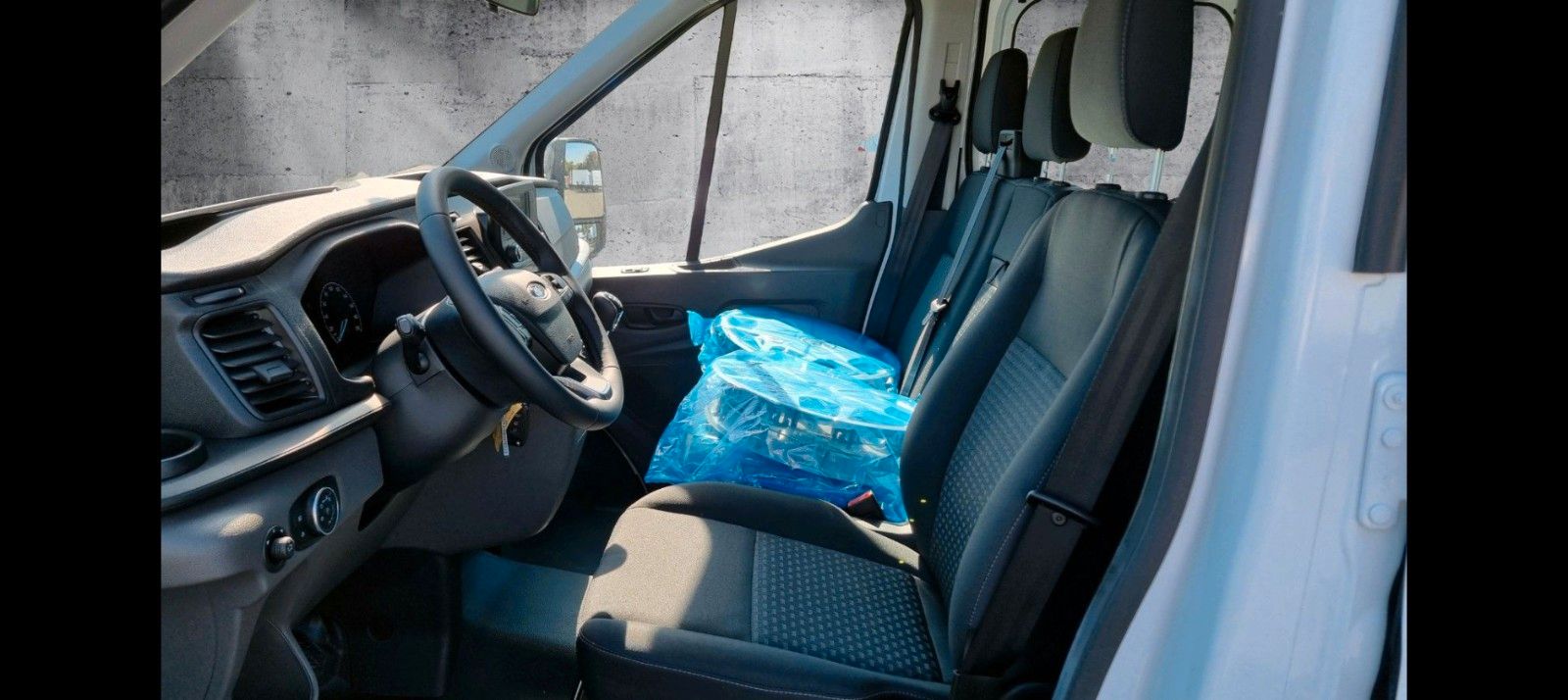 Fahrzeugabbildung Ford Transit 350 L3 Trend P+S  *Standhzg*