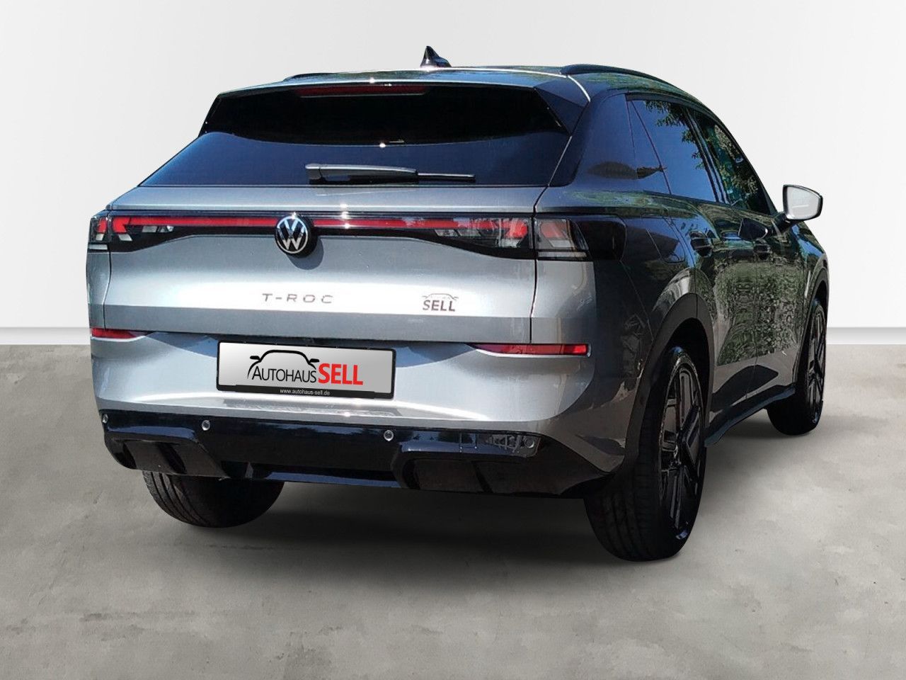 Fahrzeugabbildung Volkswagen T-ROC R-Line NF 1.5 B 110eTSID7F, AHK schwenkbar