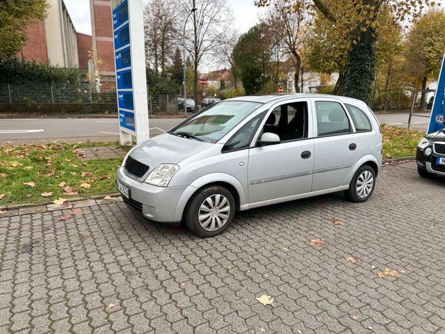 Opel meriva 1.8. Moglich tauchen