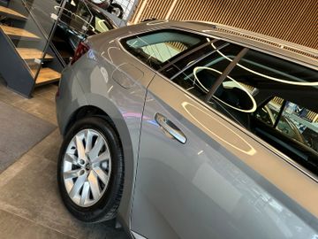 MYAUTOCENTER – Gebraucht- und Jahreswagen mit Werkstattservice in Pfaffenhofen Skoda Superb Combi Style *Bi Xenon*Klima*ACC*