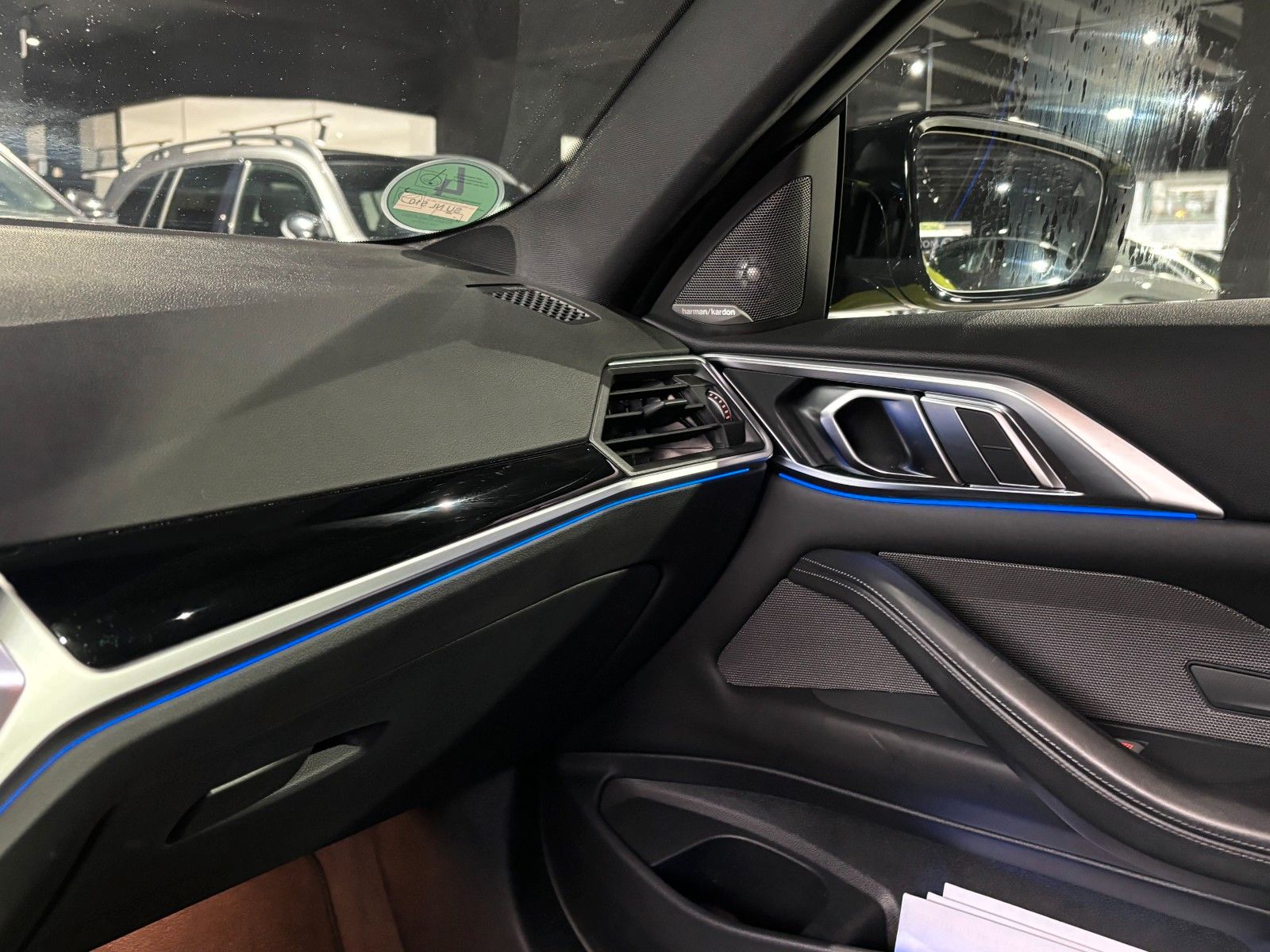 Fahrzeugabbildung BMW M4 Competition *M-Perf.PartsCarbon*HUD*360°KAM