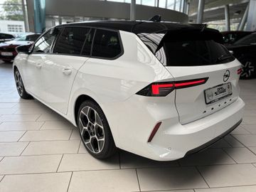 Fotografie des Opel Astra Sports Tourer 1.2 Turbo GS