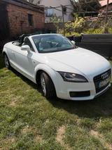 Audi TT Cabrio 8J S line Service / TÜV neu - Audi TT in Halle