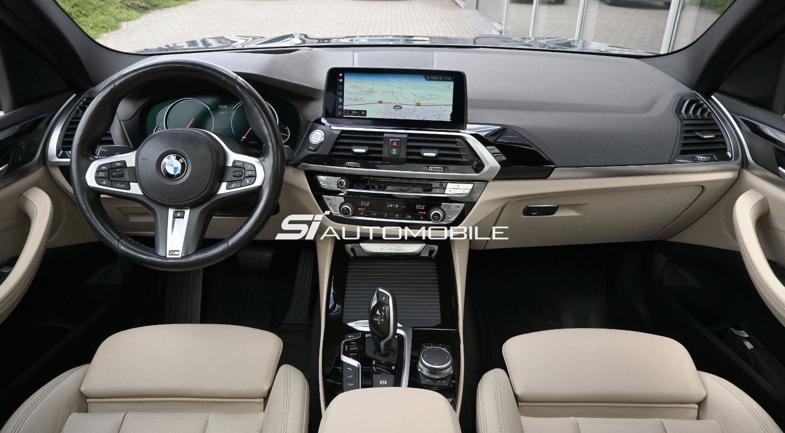 Fahrzeugabbildung BMW X3 xDr.30d °ACC°AHK°HUD°MEMO°PANO°STANDHZG°360°