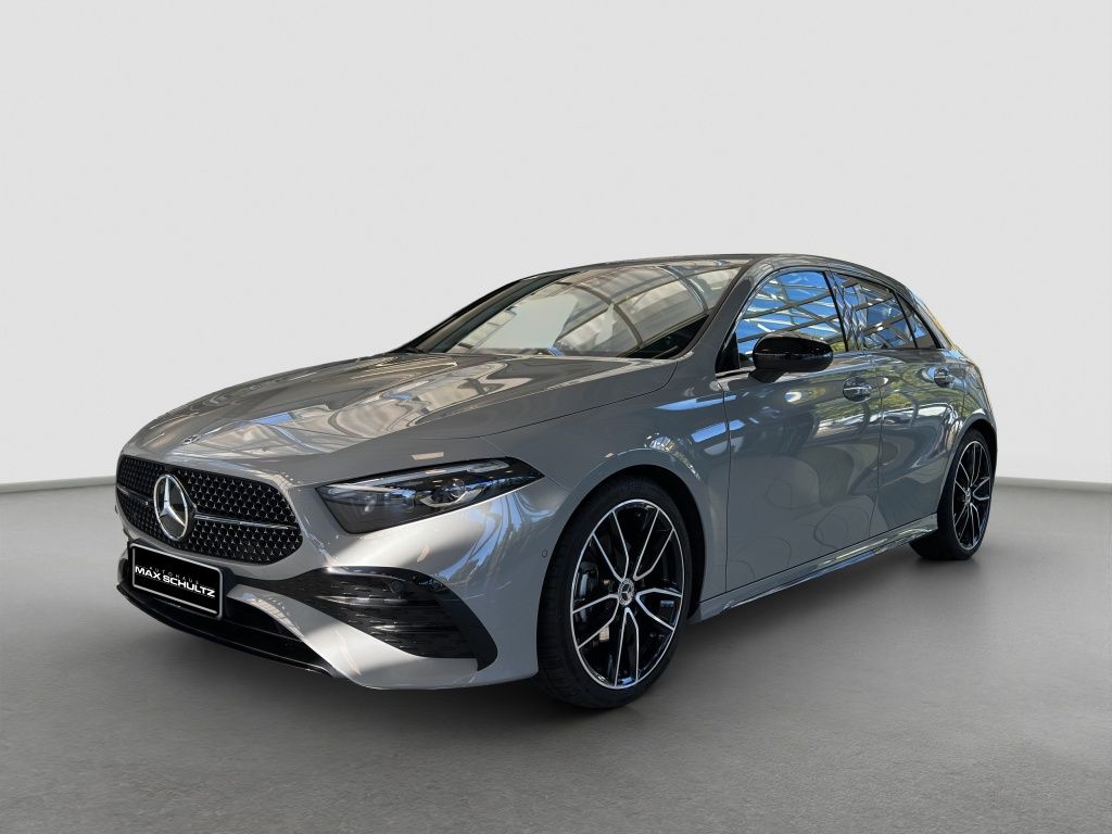 Fahrzeugabbildung Mercedes-Benz A 200 d AMG Line AMG*Night*Navi*PDC*ParkAss*RFK