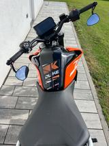 KTM Duke 390 - KTM VON 251 BIS 500 CCM