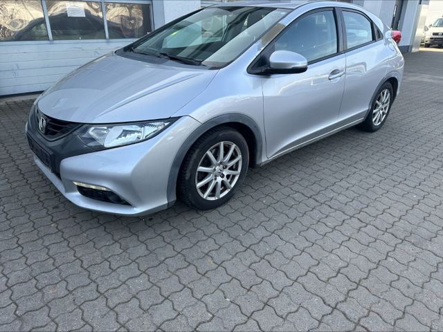 Honda Civic Lim. 5-trg. 2.2 i-DTEC Sport