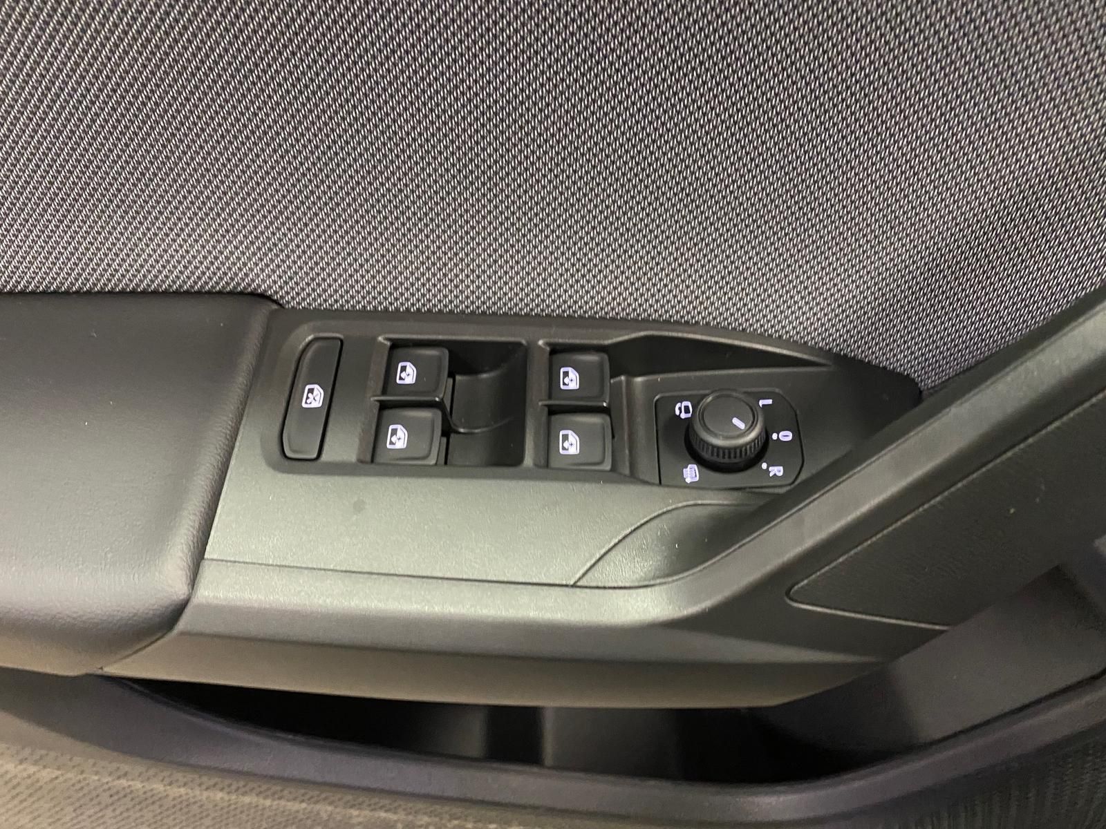 Fahrzeugabbildung SEAT Leon ST 1.5 TSI Style+5 Jahre GARANTIE++KAMERA++