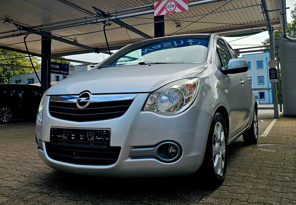 Opel Agila