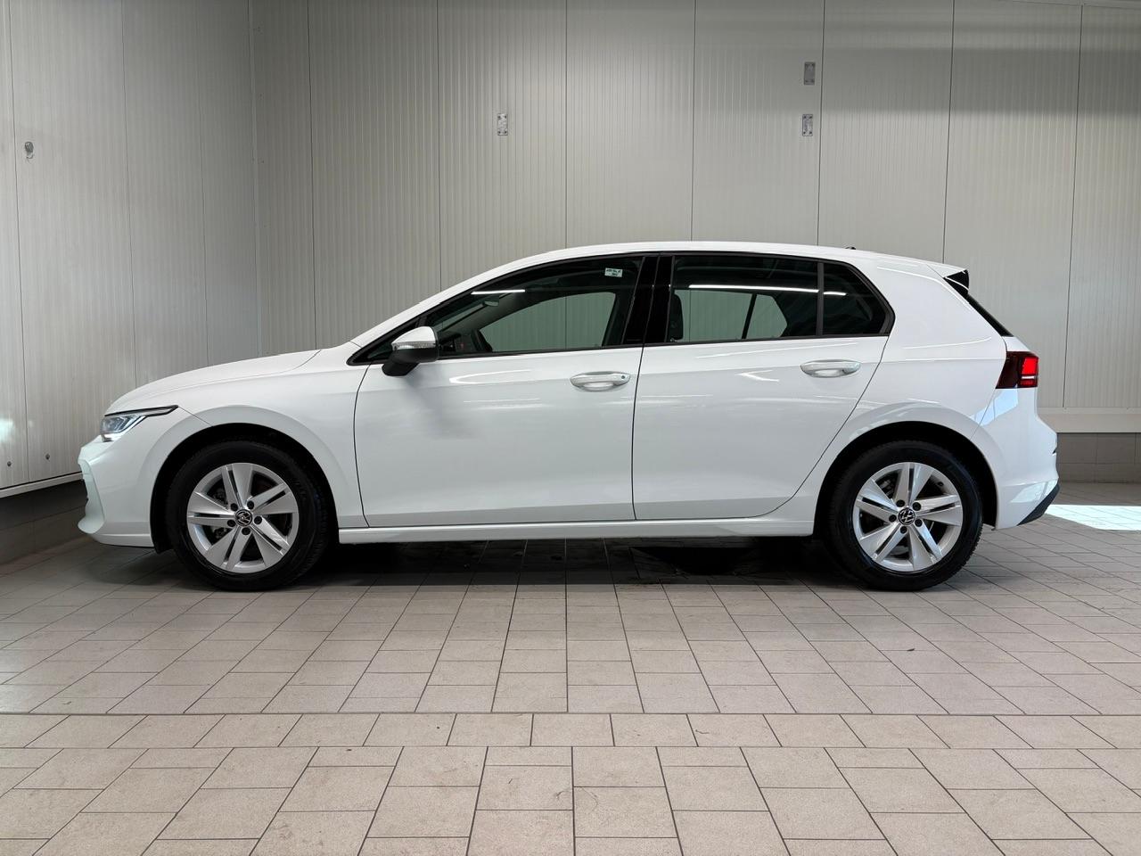Volkswagen Golf VIII Goal 1.5 TSI STANDHZG HARMAN-KARDON, миниатюра 3