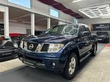 Nissan Navara Pickup KingCab Premium 4X4*1.HAND*AHK* - Nissan Navara in Stuttgart