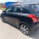 Suzuki Swift 1,3/67kw Black und White - Suzuki Swift: Black White