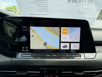 Fotografie des VW Golf VIII 1,4l eHybrid GTE, Systemleistung 180kW