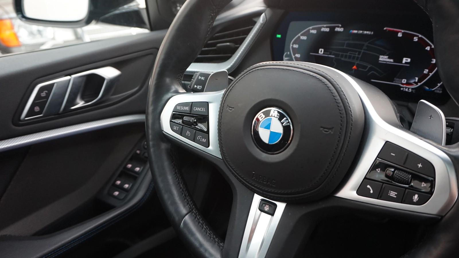 BMW M235i X-Drive *Scheckheft*