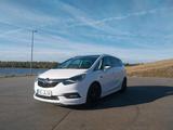 Opel Zafira Opc Line - Opel Zafira Opc mit Benzin-Antrieb
