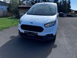 Ford Transit Courier - Ford Transit Courier von privat
