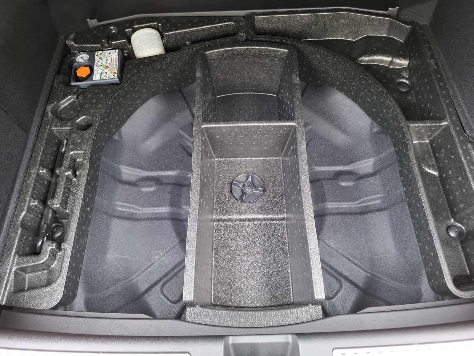 Renault Rafale - Bild 12
