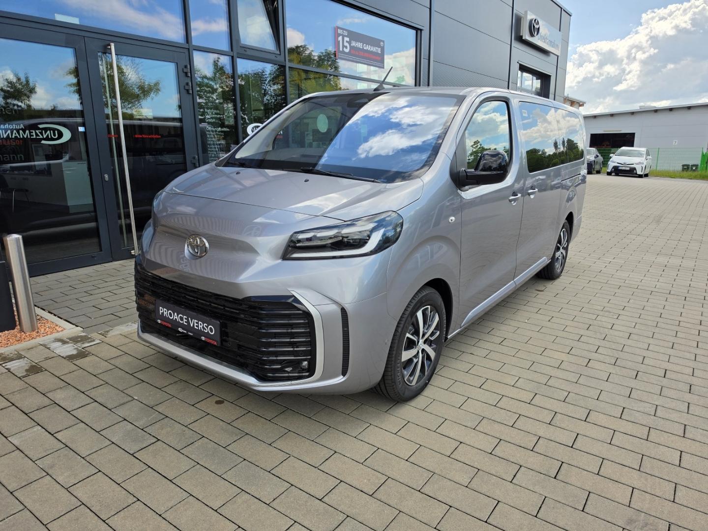 Toyota Proace 2.2l Diesel L2 8-gang-Automatik